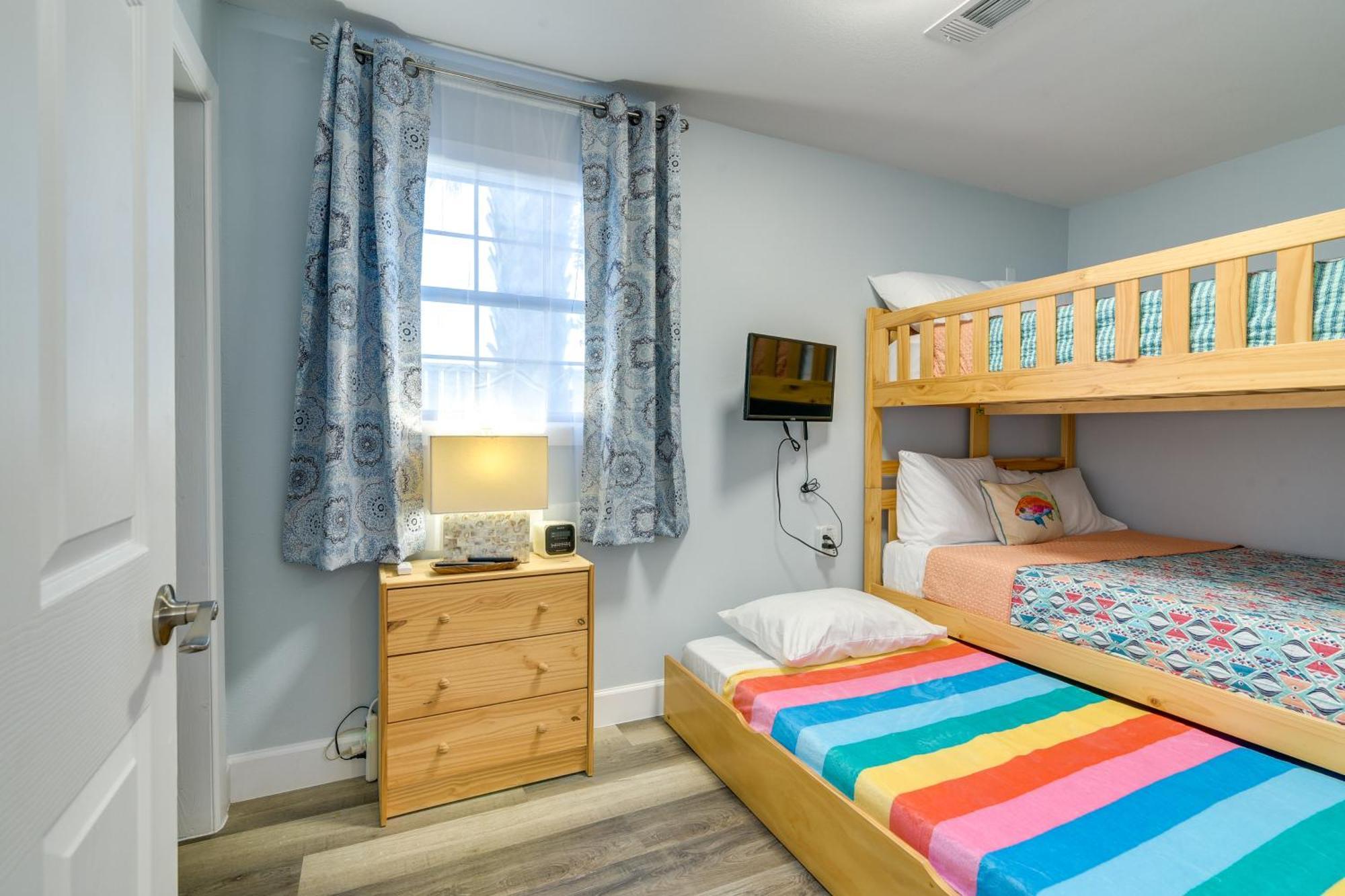 Вілла Seaside Retreat In Galveston Near Pleasure Pier! Екстер'єр фото