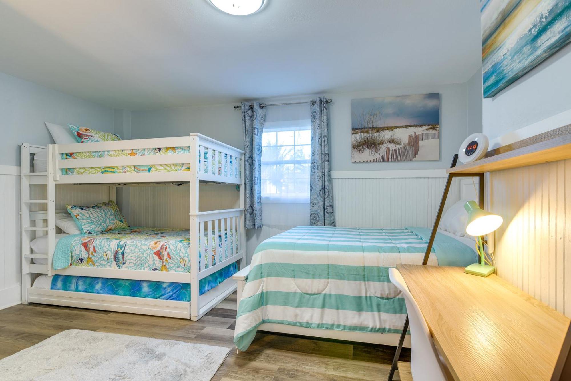 Вілла Seaside Retreat In Galveston Near Pleasure Pier! Екстер'єр фото